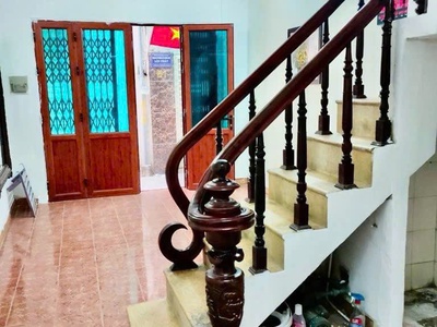 Phải thật nhanh, nhà đẹp ngọc hồi 40m2/ 50m2 sử dụng, 20m ra ô tô đỗ, ngõ thông các ngả, ở ngay, 3
