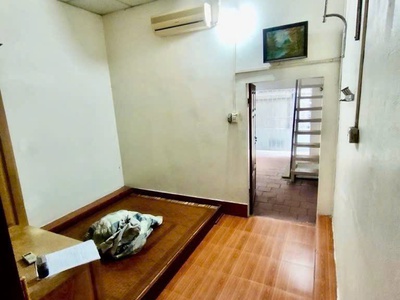 Phải thật nhanh, nhà đẹp ngọc hồi 40m2/ 50m2 sử dụng, 20m ra ô tô đỗ, ngõ thông các ngả, ở ngay, 2