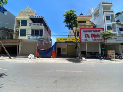 Siêu phẩm trục chính kinh doanh 135m tại tt chúc sơn-phường chương mỹ-hà nội 2