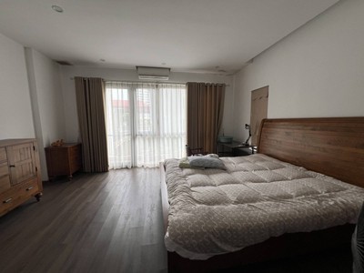 Phân Lô, Biệt Thự Phố Nguyễn Sơn, Bồ Đề, 125m2, MT6.5m, Ô Tô, Full đồ, Giá Rẻ 6