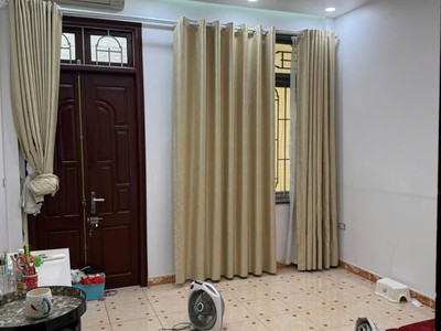 Cho thuê nhà riêng Trần Duy Hưng quận Cầu Giấy 50m x 5T, 6PN4VS giá 20TR, 20m ra phố 4