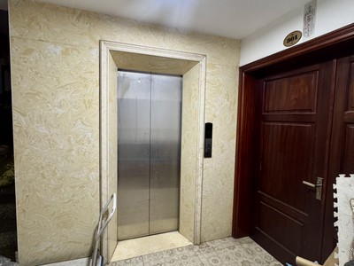 Cho thuê văn phòng 550m2 số 2F ngõ 264 Hoàng Văn Thái, Khương Đình, Hà Nội 3