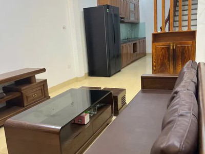 Nhà mới ở luôn phố  ngọc lâm 35m2 x 5  tầng 7.8 tỷ long biên hà nội. 0