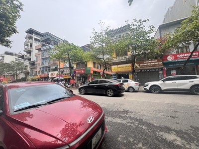 Mặt Phố Ngọc Lâm gần Hồng Tiến, 57m2 MT4m 19.9 tỷ 0