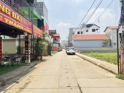 Lô đất fo kinh doanh   ô tô tránh   vỉa hè rông   tổ 9 tt quang minh, mê linh -vị trí vàng 1