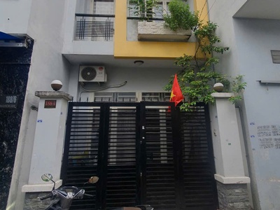 Bán nhà đẹp ở ngay  2 tầng hxh 188/4 nguyễn súy, phường tân quý, tân phú chỉ 5 tỷ nhỉnh 1