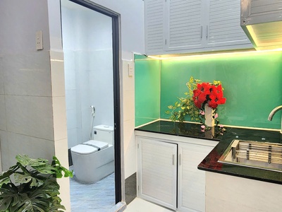 Nhà 4 tầng nở hậu, hẻm thông đường tùng thiện vương, p13q8. giá 4,85 tỷ tl 2