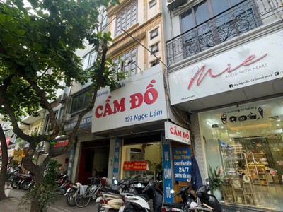 Mặt Phố Ngọc Lâm gần Hồng Tiến, 57m2 MT4m 19.9 tỷ 2