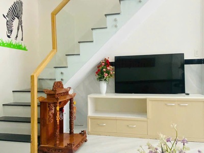 Nhà góc 2 tầng mặt tiền phạm thế hiển ngay green river p6q8 . giá: 5.7 tỷ 3