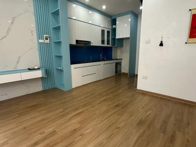 Nhà đẹp ô tô đỗ cửa phố nguyễn văn linh 32m2 x 4 tầng 7.2 tỷ long biên-hà nội. 3