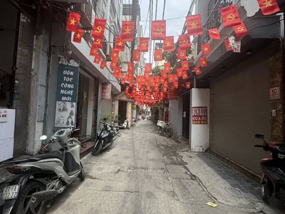 Bán nhà đẹp   phố hoàng mai, ngõ thông - ba gác chạy vù vù, 36m2 5 tầng chỉ có 7,2t 0