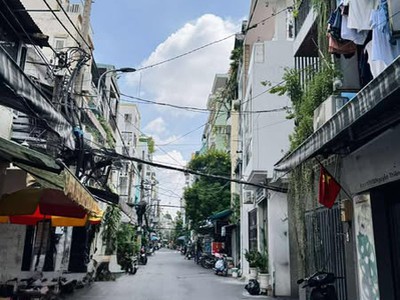 Nhà hxh đường nguyễn thiện thuật phường 2 quận 3 cũ. 0