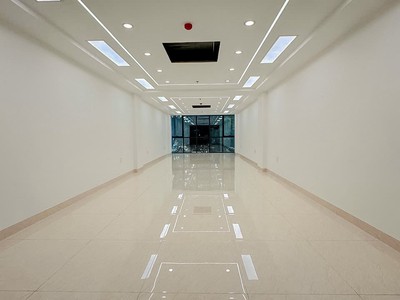 Mặt phố nguyễn khang - tòa vp 8 tầng - 80m  - vỉa hè - view sông - sổ vuông đét 1