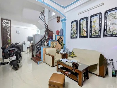 Bán nhà riêng dân xây phố ngọc thụy 38m2 3 tầng 6.3 tỷ long biên hà nội. 1