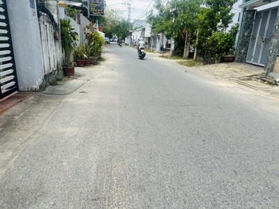  cực hiếm - lô đất mặt tiền chợ bình kỳ  0