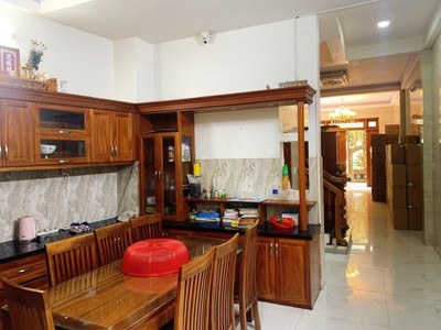 Bán nhà đường 28, bình trưng đông, q.2 - 90m2, 4 tầng, 5pn, sổ hồng - giá 9.1 tỷ. 0
