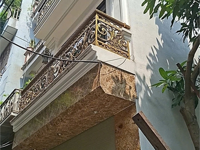 Bán nhà thạch bàn long biên   42m    5tầng   gần ô tô   thang máy   giá chỉ 8,1tỷ 0