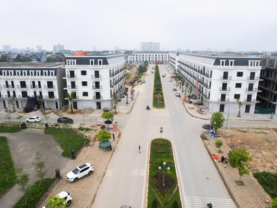 Bán nhà thô 4 tầng mặt bằng hồ sen, view công viên đã có sổ tại csedp lotus, p. quảng thành, thanh 0