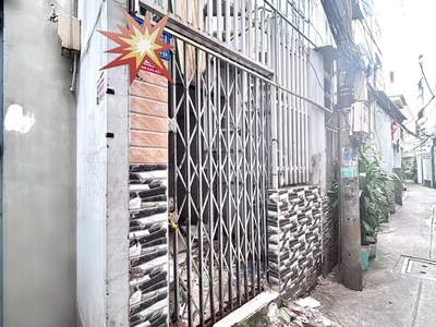 Bán nhà căp 4 - mua đất tặng nhà liền kề 2 căn- đ.khánh hội ra tôn thất thuyêt- bến vân đồn. 2