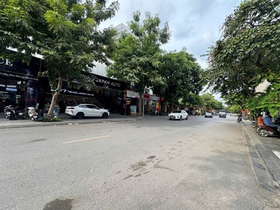 Chính chủ gửi bán   2 lô đất đẹp ngõ 41 việt hưng   vị trí: ngõ 41 việt hưng   gần mặt phố, 2