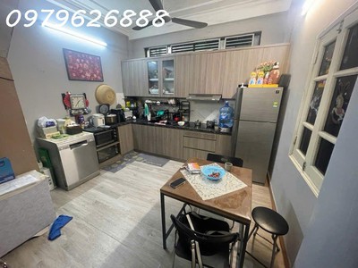 Siêu hiếm - chỉ hơn 9 tỷ   nhà đẹp lê trọng tấn   vị trí vàng   mặt tiền quyền lực rộng 8m 2