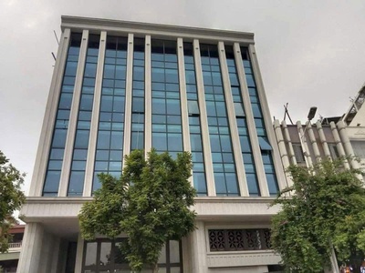Vị trí huyết mạch - trung tâm của trung tâm quận  đống đa em phố tây sơn  - building gpxd 8 tầng 1 0