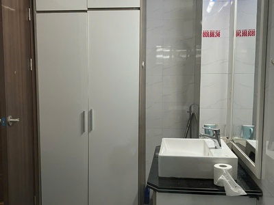 Cho thuê căn hộ 1 ngủ tách bếp giá 6.5tr tại KĐT Waterfront 4