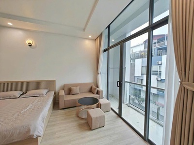 Cho thuê căn hộ 1 ngủ tách bếp giá 7tr tại KĐT Waterfront 5