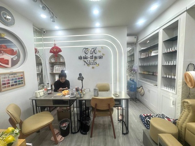 Sang nhượng tiệm nails   mi   gội 2 tầng nguyễn đình chiểu, hai bà trưng, hà nội 1