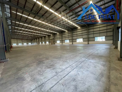 Kcn nhơn trạch đồng nai xưởng 2400m2 cho thuê 4,4usd/m2 2