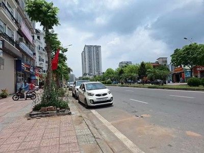 Hiếm, Bán Đất Ngõ 217 Bồ Đề, Hồng Tiến, 82m2, MT6.8m, Phân Lô, Ô Tô Thông, Gần Phố 0