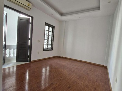 Bán Nhà Chu Huy Mân, Phúc Đồng, Long Biên 58m2 , 4T, giá 8,42 tỷ  ô tô đỗ gần 3