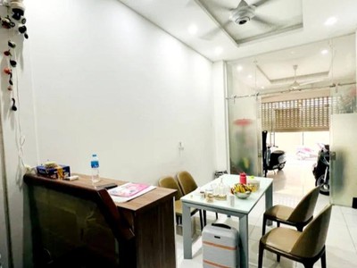 Bán nhà phân lô phố Nguyên Hồng, Đống Đa, ô tô tránh, tiện KD,5 tầng 49m2 giá 23.7 tỷ 1