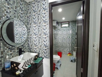 Nhà mặt tiền cách Nguyễn Văn Linh vài bước chân 1