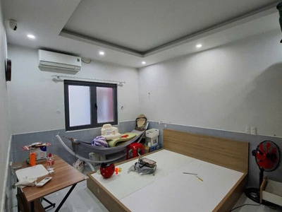 Nhà mặt tiền cách Nguyễn Văn Linh vài bước chân 2