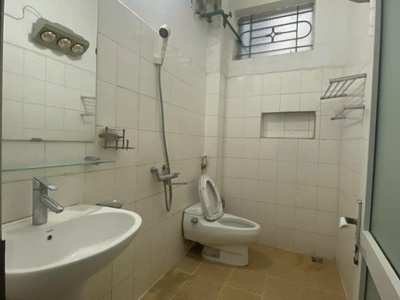 Cho thuê nhà 3 tầng tại Liên Bảo, Vĩnh yên, Vĩnh Phúc. Giá chỉ 8 triệu/ tháng 4