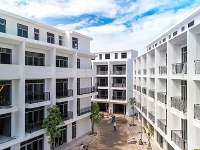 Chính chủ chuyển nhượng căn liền kề 2 mặt tiền, vỉa hè 10m sát đường quy hoạch 35m 3