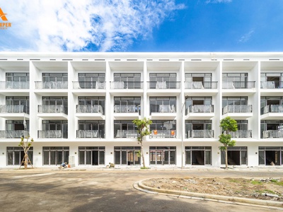 Chính chủ chuyển nhượng căn liền kề 2 mặt tiền, vỉa hè 10m sát đường quy hoạch 35m 0