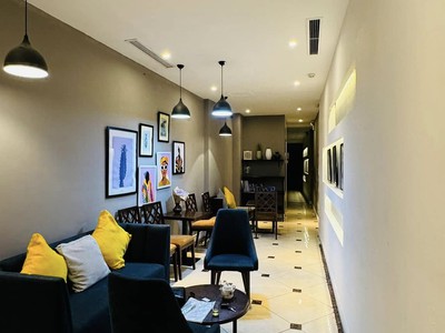 Bán khách sạn mặt phố gia ngư, 120m2, 7 tầng thang máy, tổng 16 phòng, 89.5 tỷ 0
