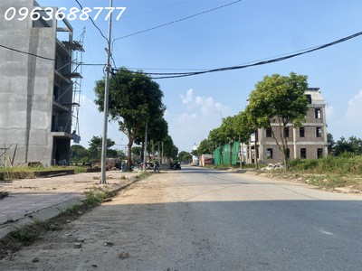 Chính chủ bán liền kề cienco 5 mê linh sổ đỏ khu b giá 5x triệu 4