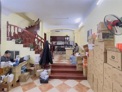 Nhà lô góc mặt phố hoàng quốc việt, mặt tiền 6.8m, kinh doanh mọi loại hình 1
