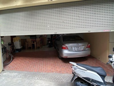 Mặt phố hoàng quốc việt, lô góc, ô tô tải tránh, giá cực tốt 0