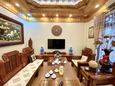 Mặt phố hoàng quốc việt, lô góc, ô tô tải tránh, giá cực tốt 3