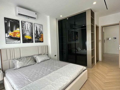 Bán căn biệt thự 80m thạch bàn, long biên, lô góc, mặt tiền siêu khủng, ô tô tránh  thông các ngả, 3