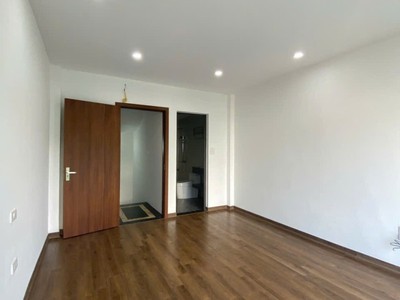 Bán nhà 5 tầng bát khối - long biên - 32m - mặt tiền 3.6m - 7.25 tỵ 4