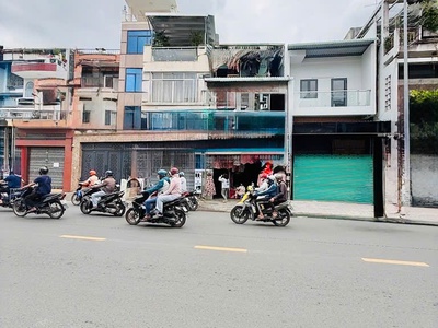 Mặt tiền kd lạc long quân   ngay chợ tân bình   140m    4 tầng 0