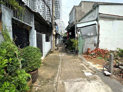 Kèo hiếm  đất đẹp thủ đức 53m    hẻm xe hơi, gần vạn phúc city   gía rẻ 4.3 tỷ 1