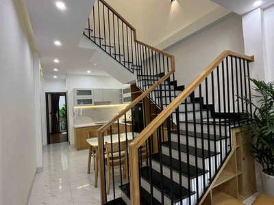 Nhà sát mt ông ích khiêm, ubnd thanh bình, 52m2, 2 tầng 3pn, thoáng, 3.xx tỷ 2