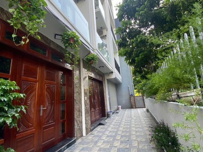 Bán nhà 5 tầng bát khối - long biên - 32m - mặt tiền 3.6m - 7.25 tỵ 0