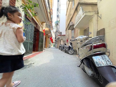 Bán nhà xuân la , 65m, 5 tầng, oto đỗ cửa, 2 thoáng trước và sau, có ô chờ thang máy, có oto sửa 4